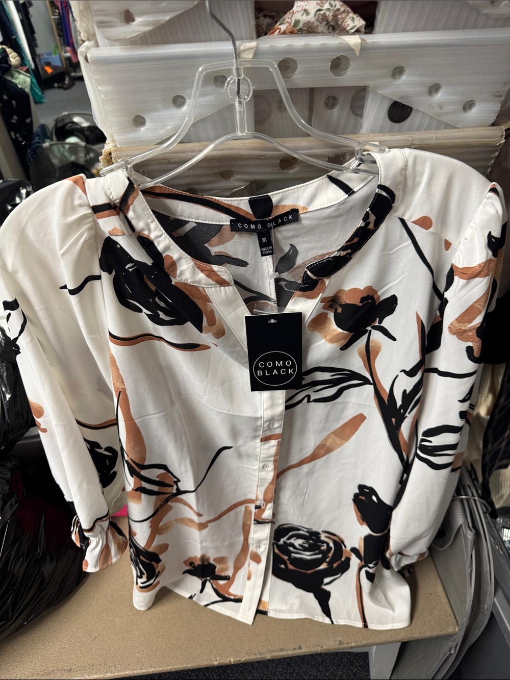 Como black floral top M // 093006